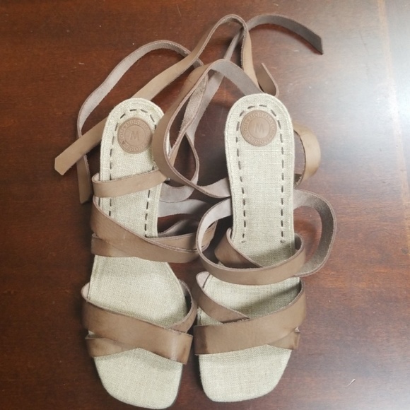 Barely used Morenatom block sandals - Picture 1 of 4